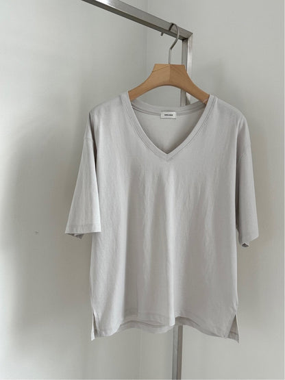 Soft V-neck T-shirt