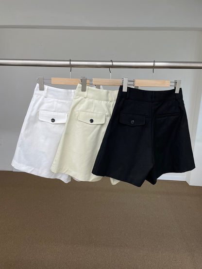 Cotton Pleated shorts