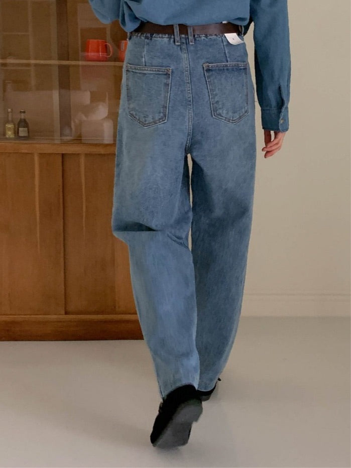 Pleats Front Mom Jeans - Wide Barrel Legs